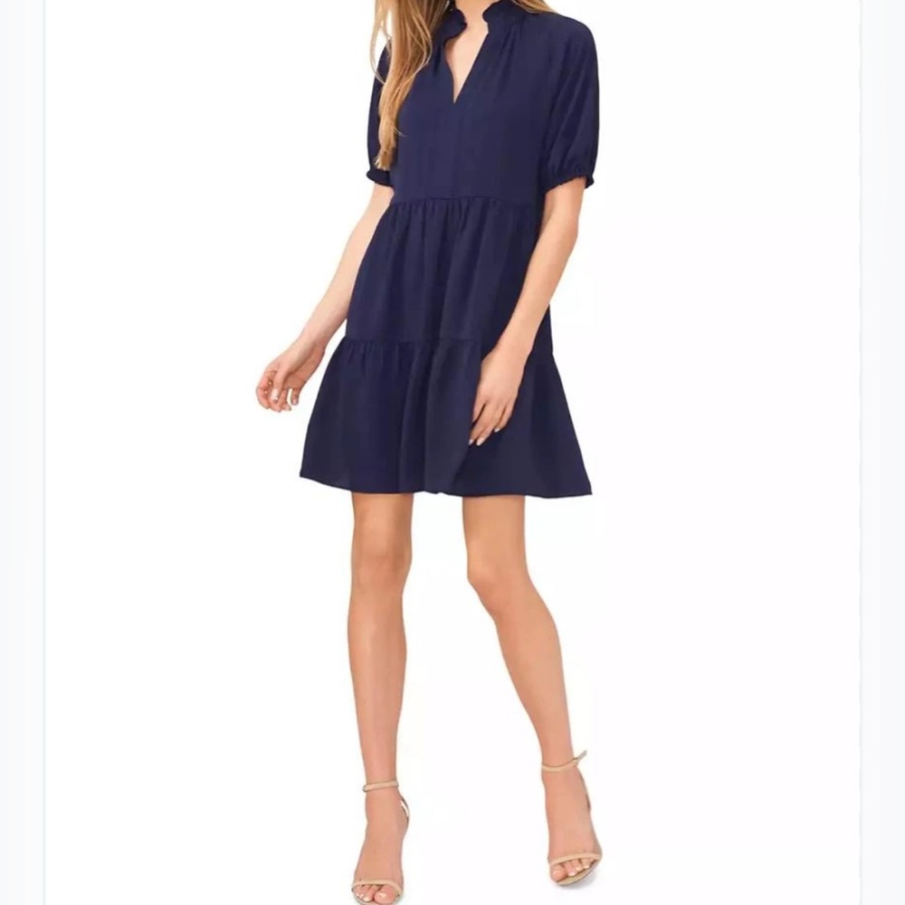 Like new- CeCe Women’s Short Sleeve Tiered V-neck Babydoll Dress